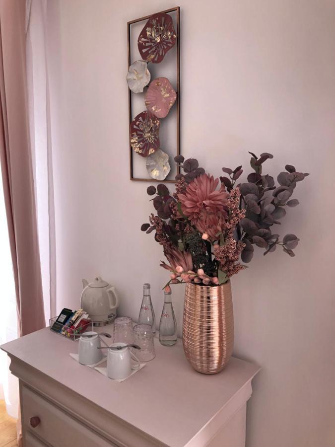 Chambre Lit Queen-Size - Vue sur Jardin