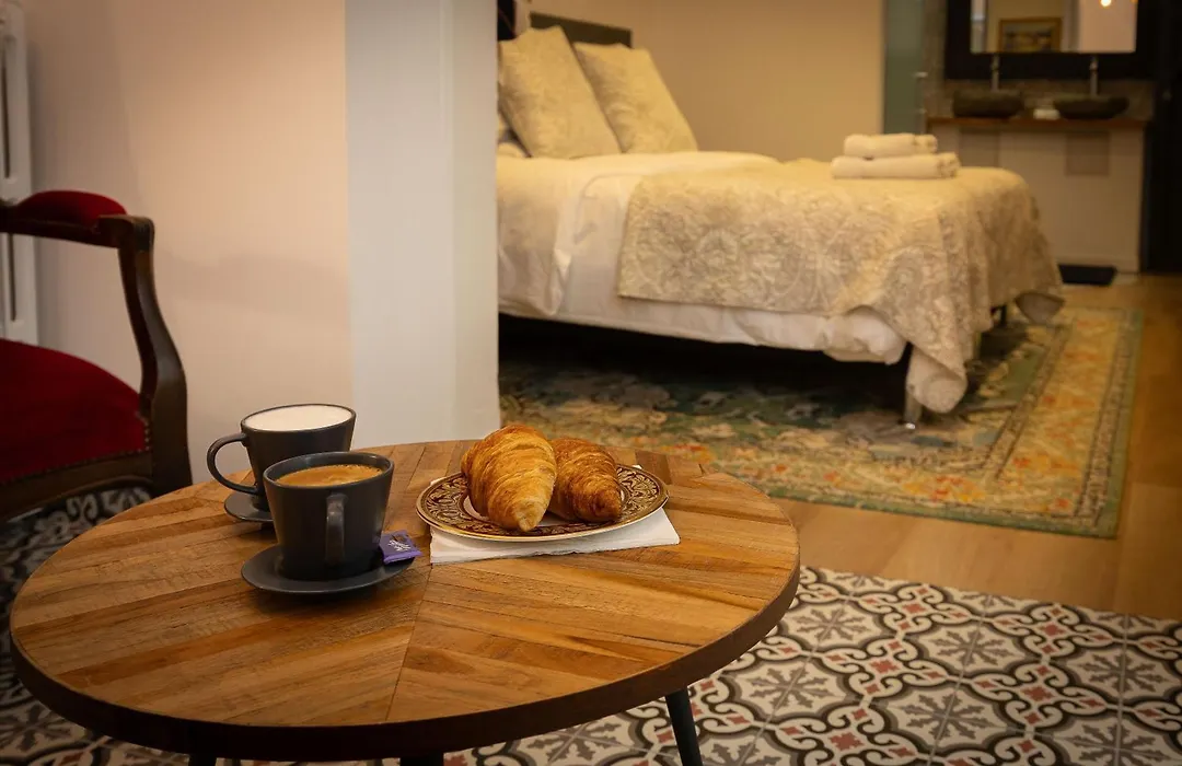 Salut Chambre d'hote-1