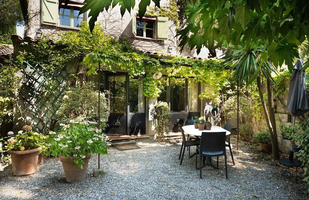 La Maison sur la Colline-1